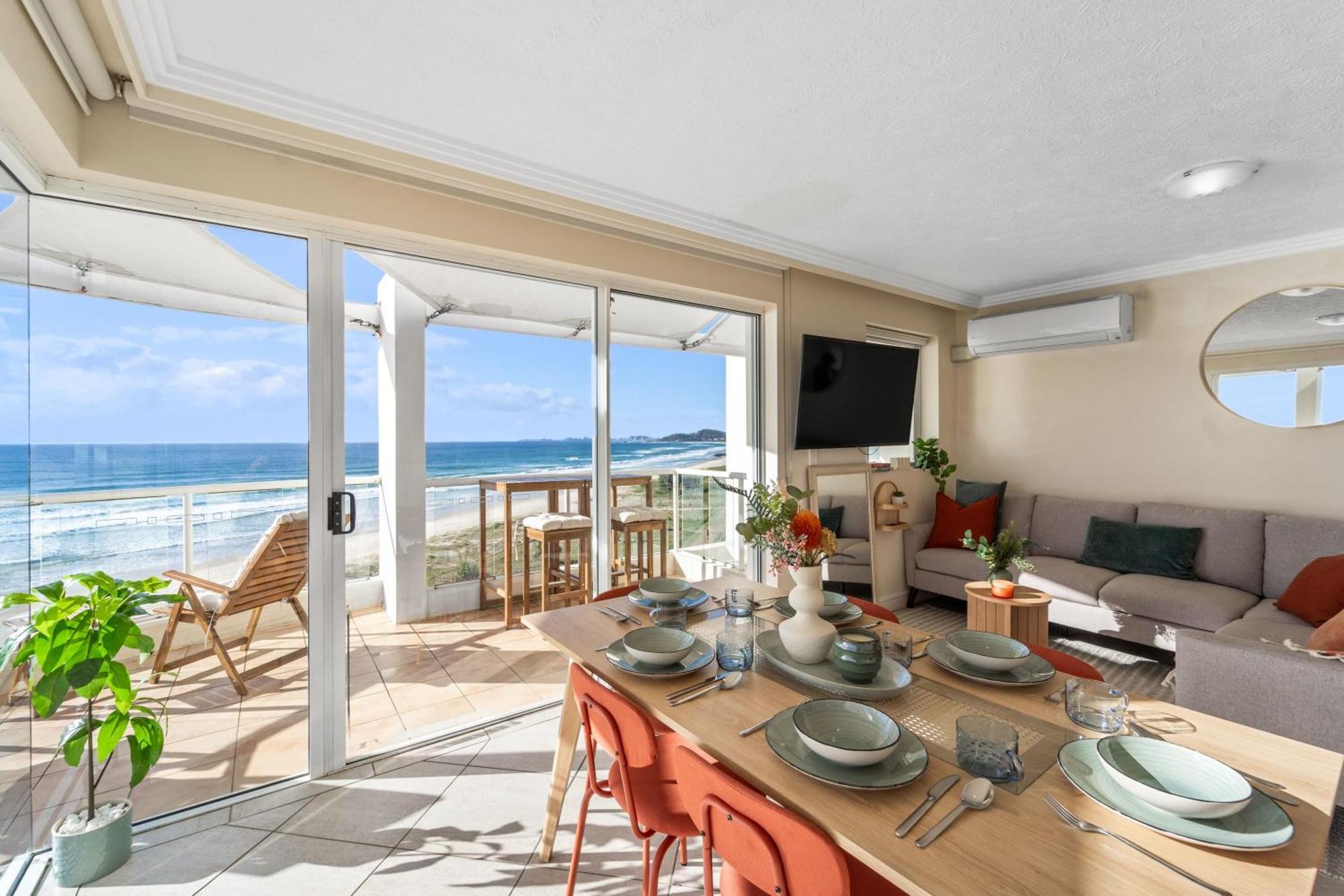 Penthouse Views With Private Rooftop Terrace *